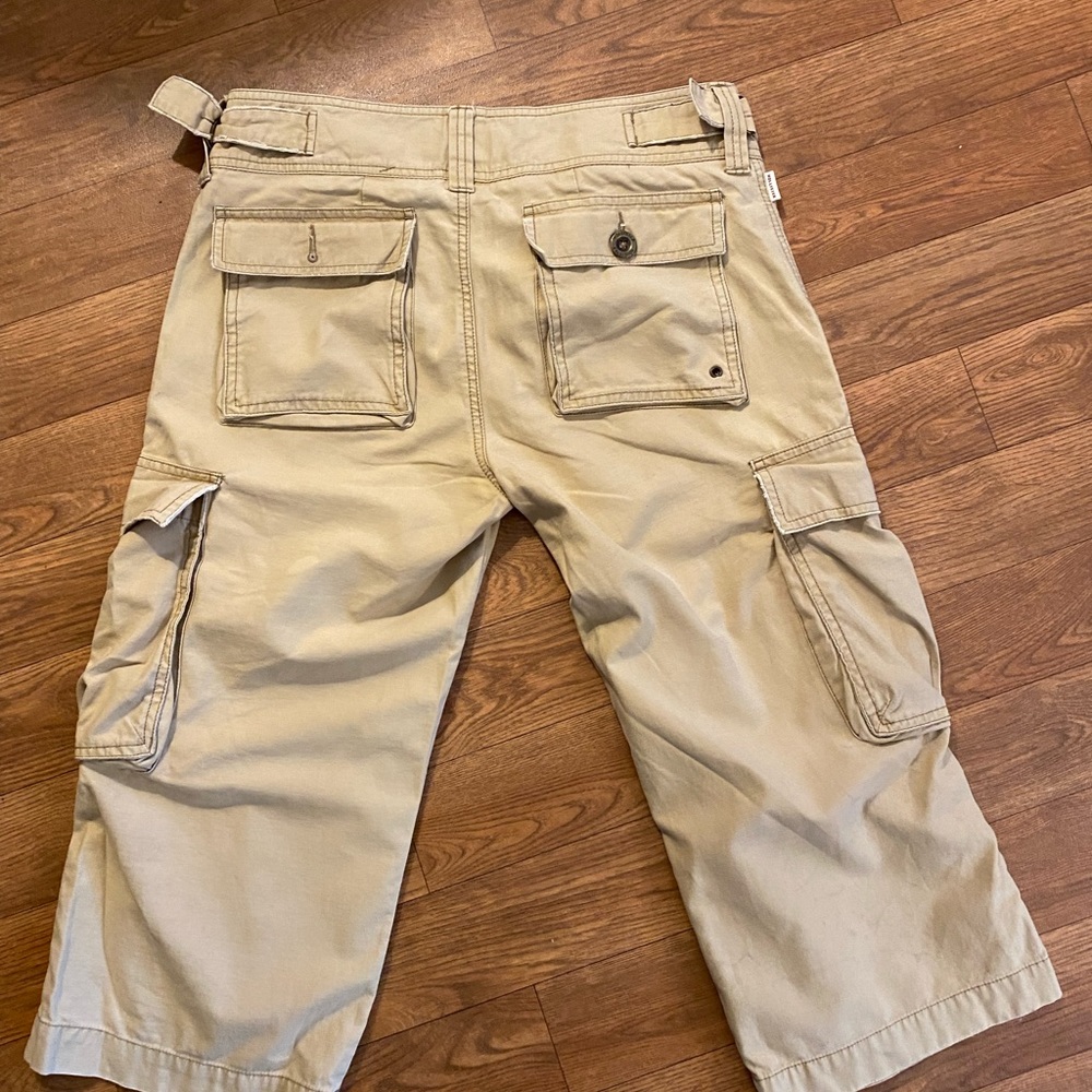 Hollister America Cargo Khaki Shorts Size 7 - Picture 2 of 6